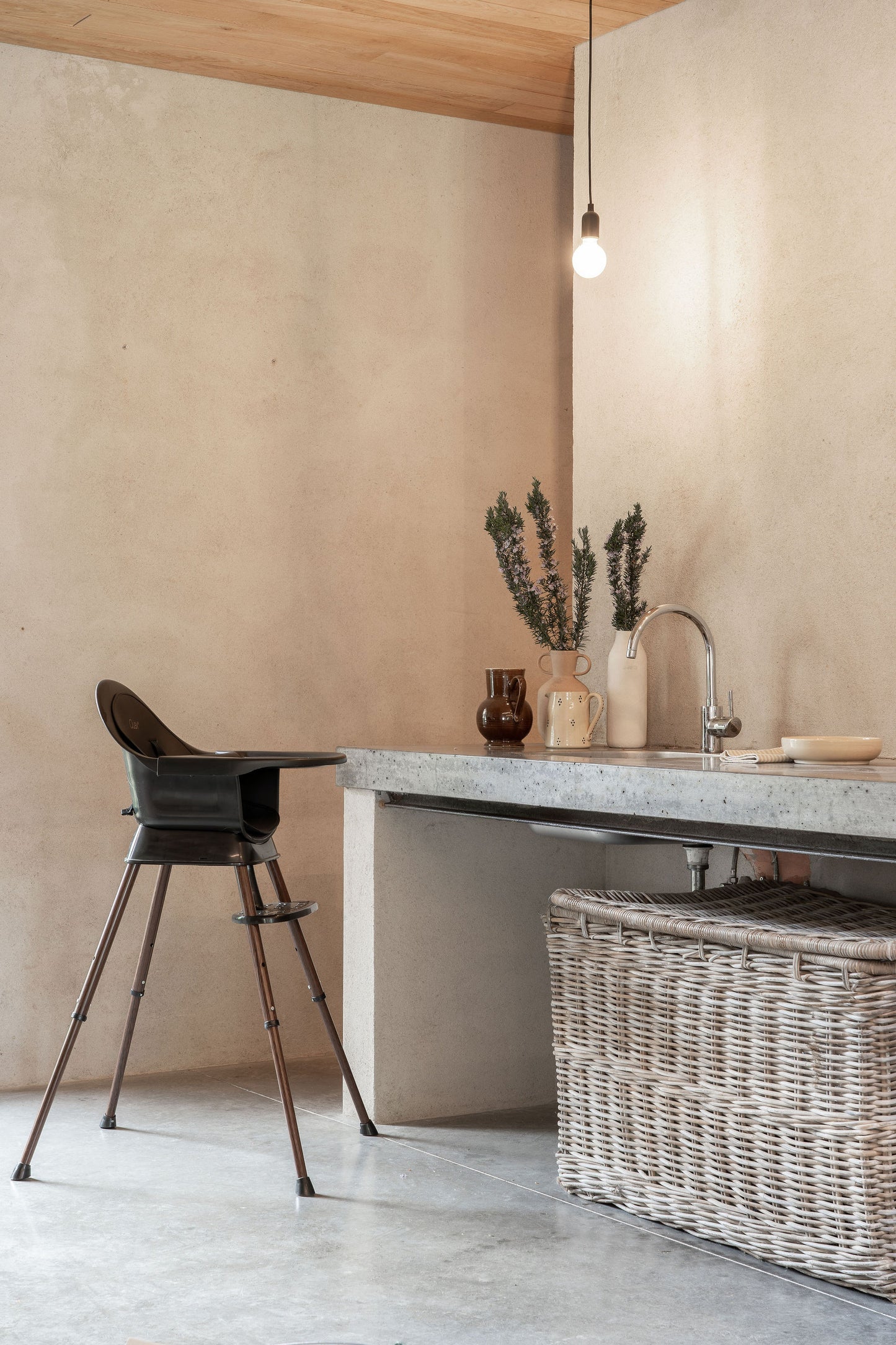 Quax Ultimo 3 Luxe Highchair Black Walnut