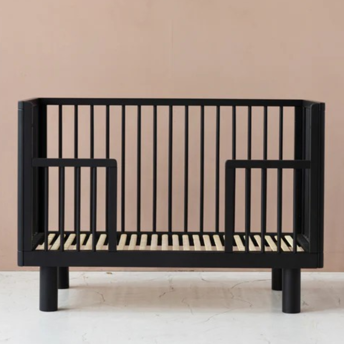 KARL & FRIC Nox cot 120 x 60cm black satin inc conversion rail
