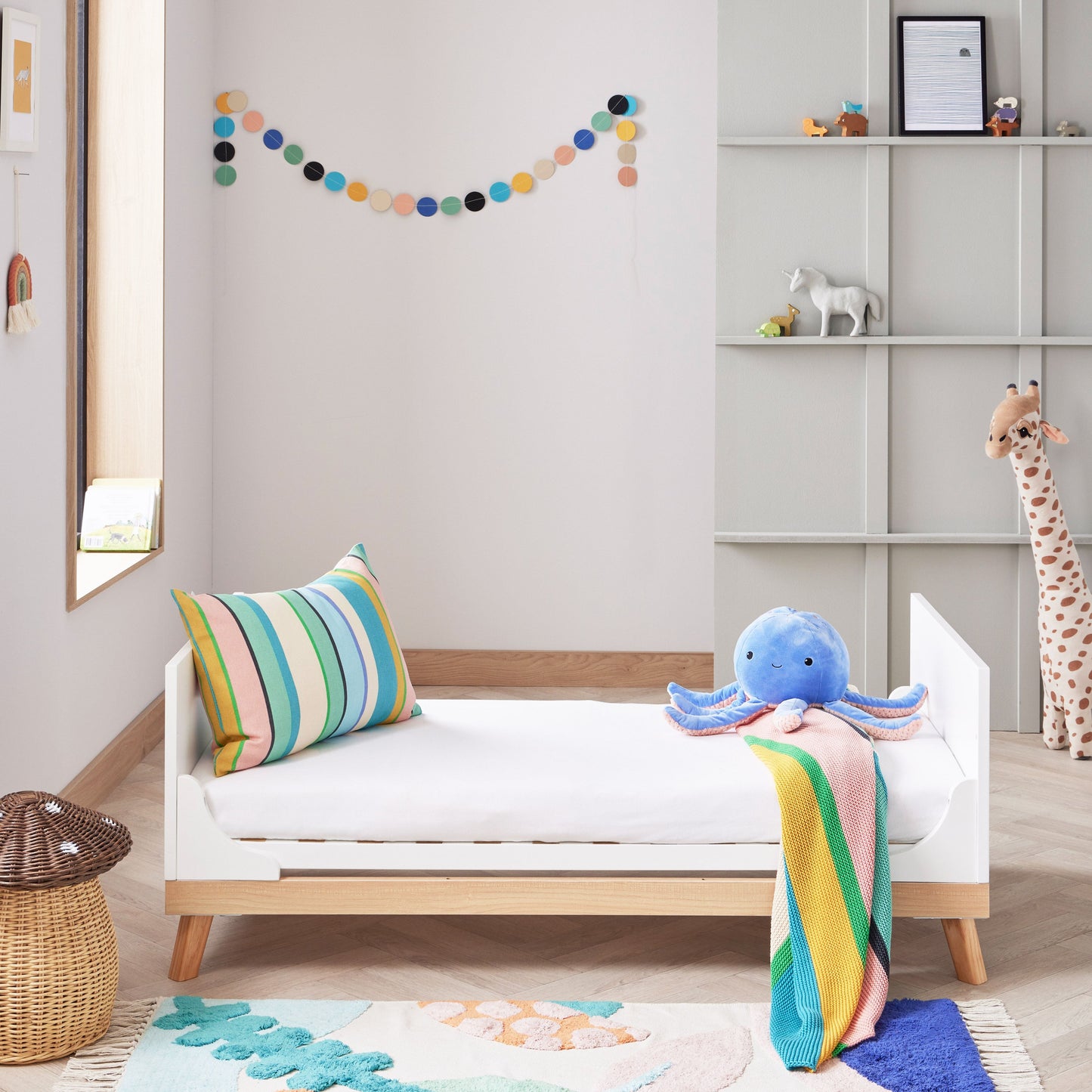 Babymore Mona Cot Bed 140 x 70cm White