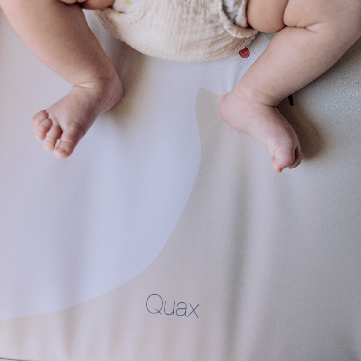 Quax Anti-Roll Changing Mat 70 x 50cm - Dove Of Peace
