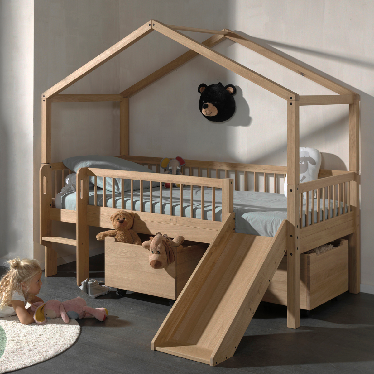 VIPACK FORREST European single house bed with slide 90 x 200cm oak