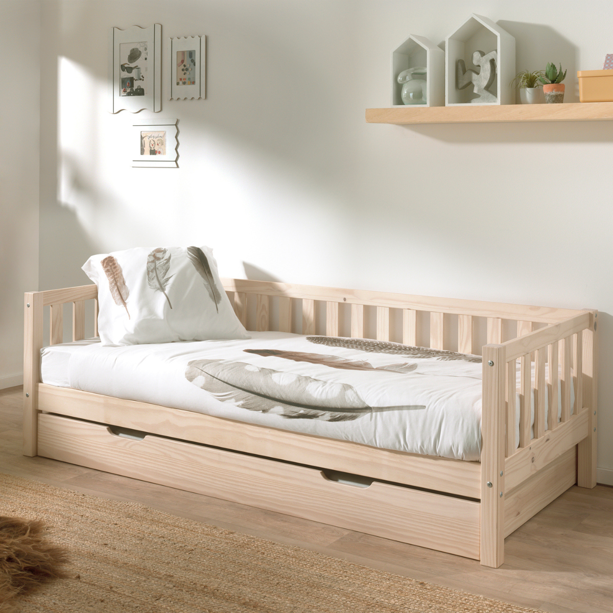 VIPACK FRITZ European single cabin bed 90 X 200cm pine inc storage drawer