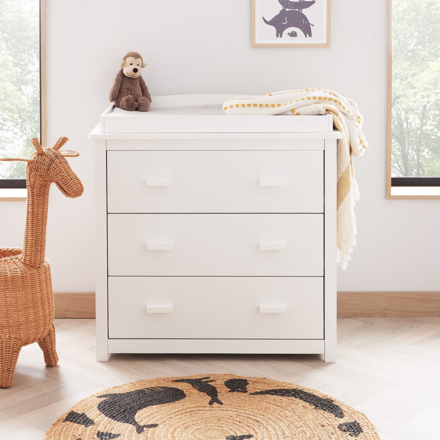 Babymore Velvet Deluxe Cot Bed 140 x 70cm 2 Piece Room Set White