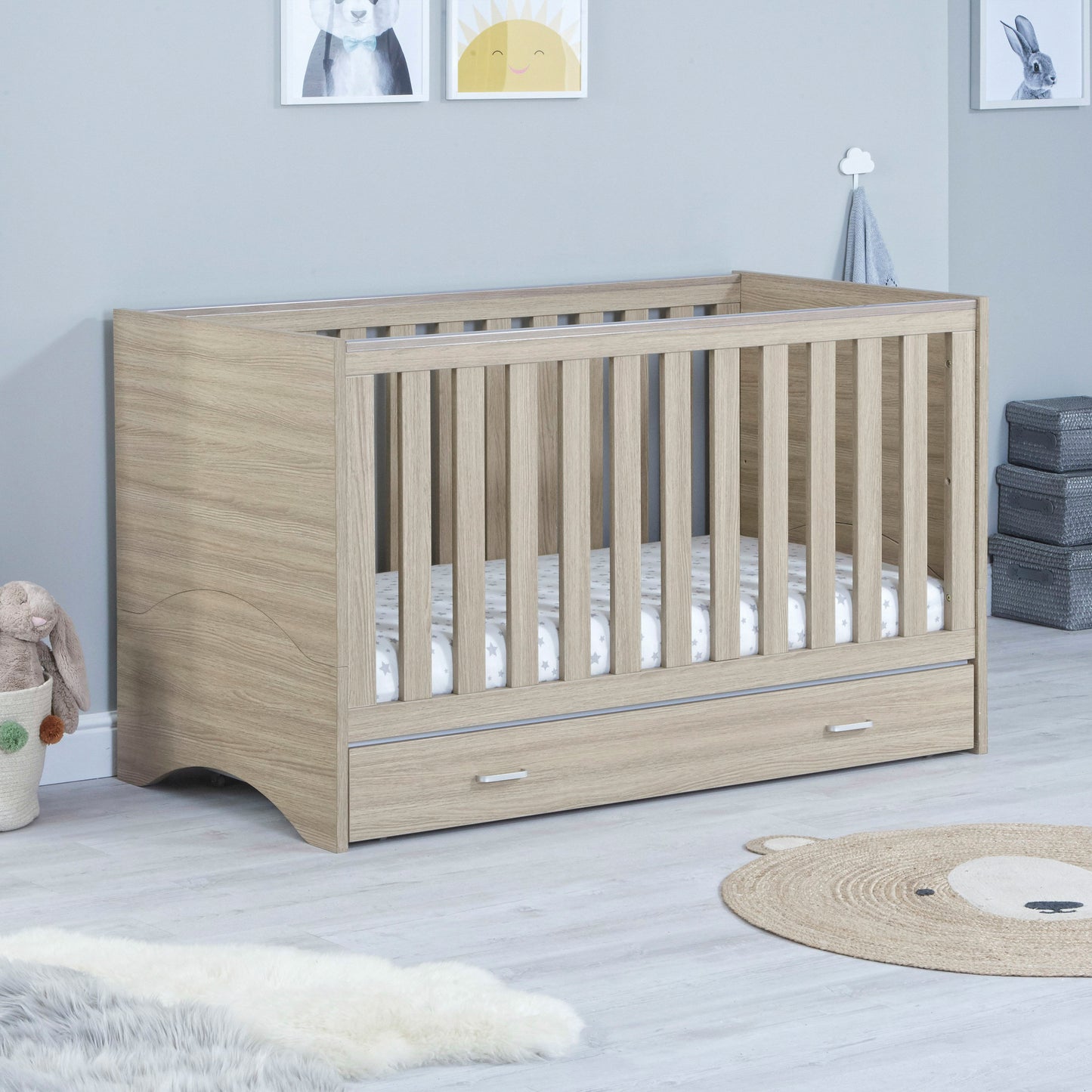 Babymore Veni Cot Bed 140 x 70cm Oak with drawer