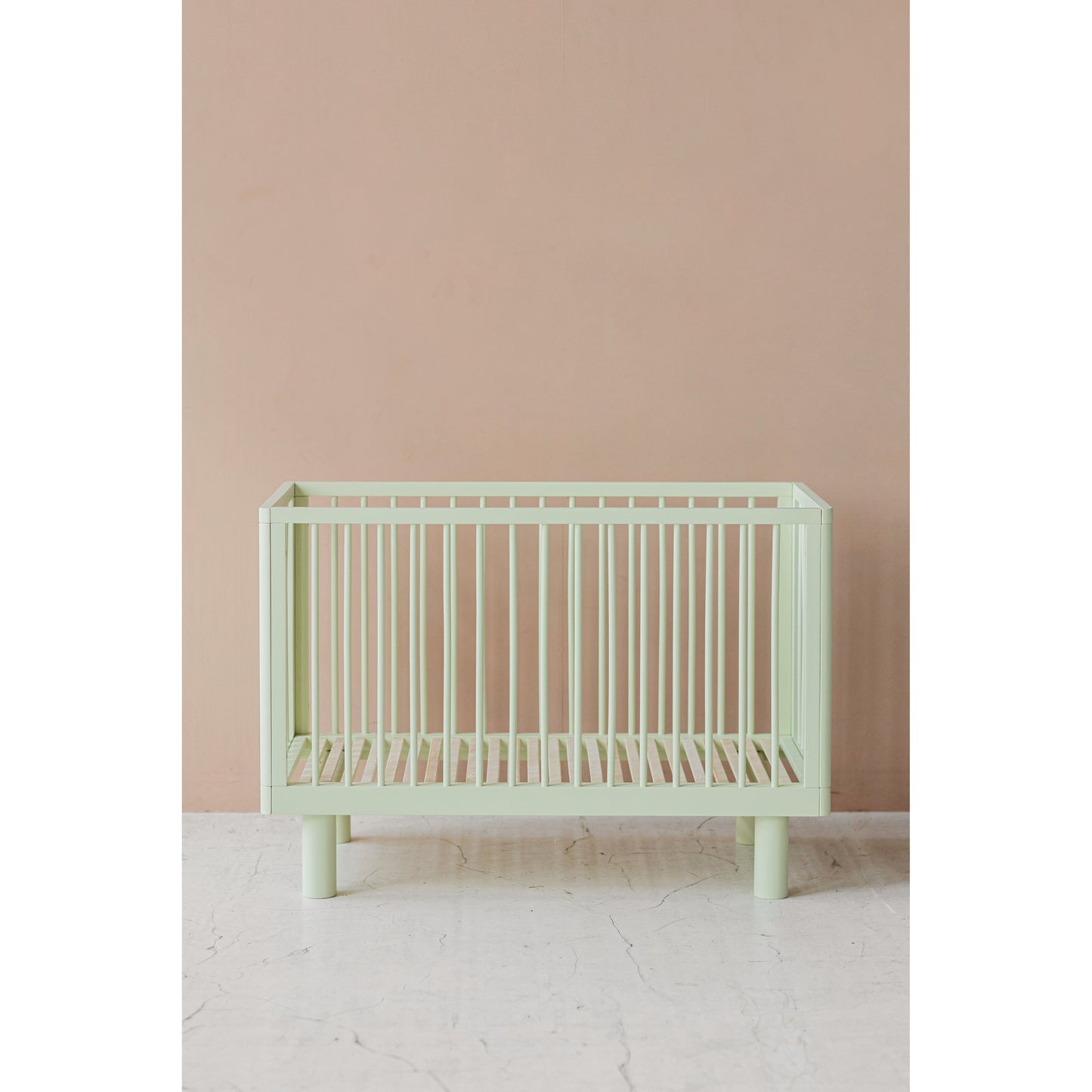 KARL & FRIC cot 120 x 60cm pistachio inc conversion rail