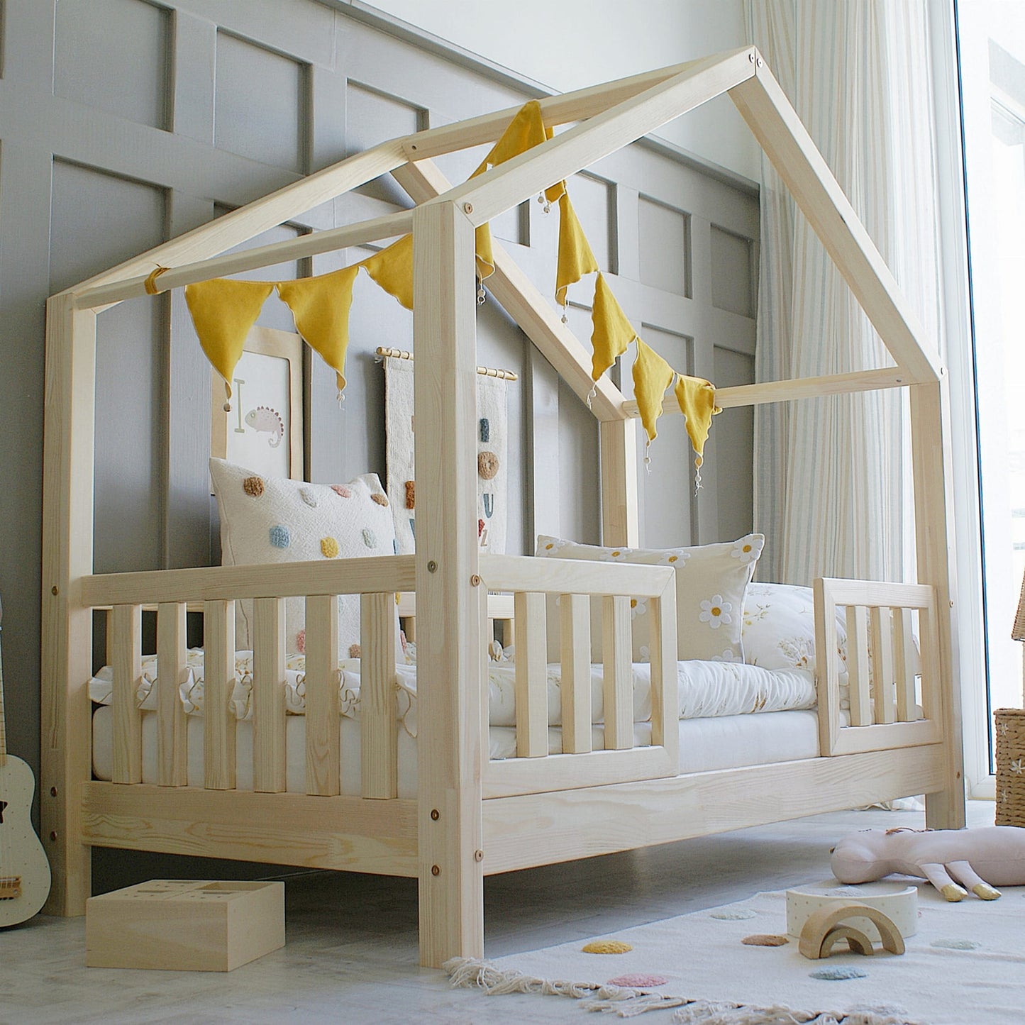 Luletto Bianco House Bed inc Duo Bed Guard 90 x 190cm Natural Wood