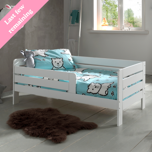 VIPACK JAXX PEUTERBED toddler bed 140 x 70cm white panel bed guard