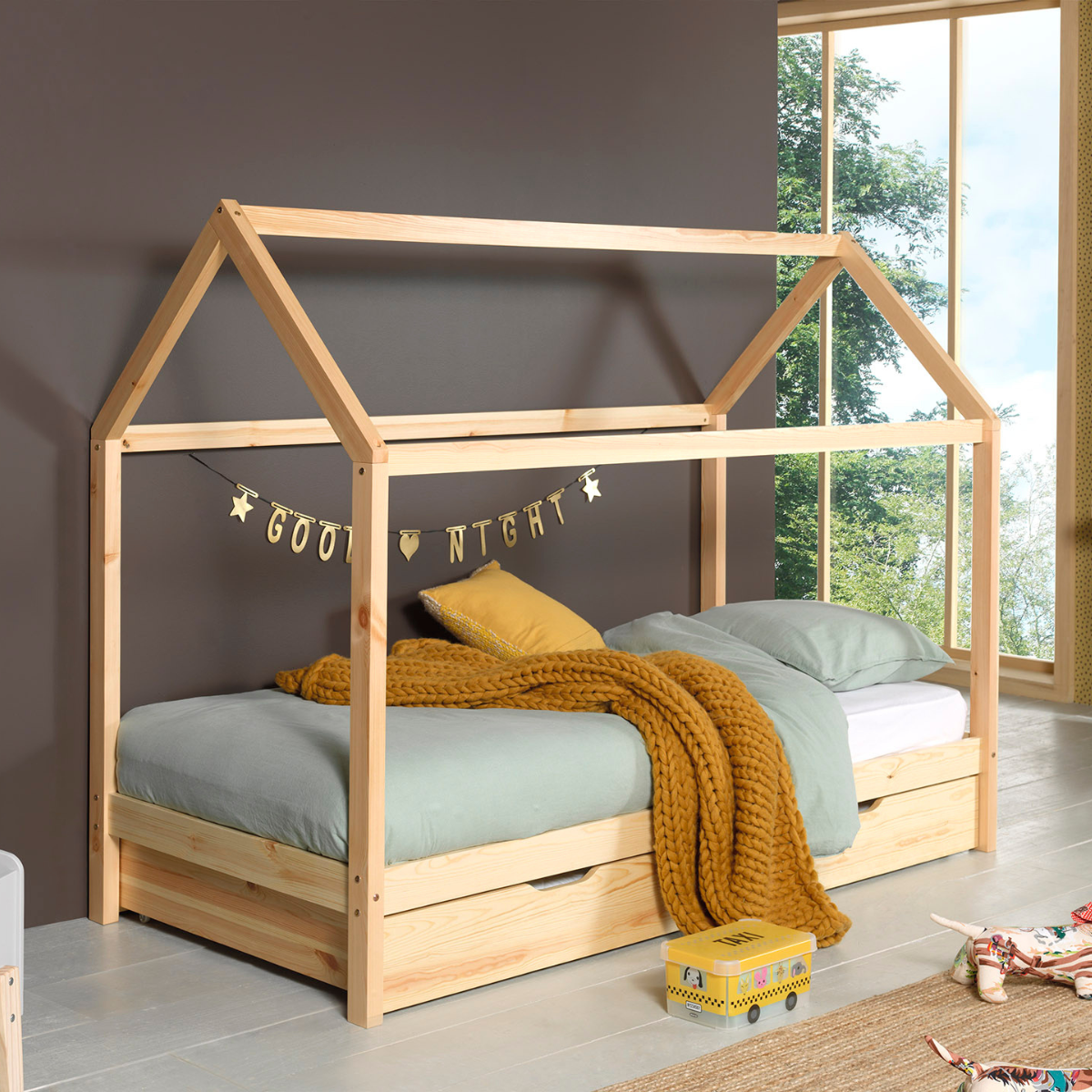 VIPACK DALLAS European single house bed 90 X 200cm without fence natural