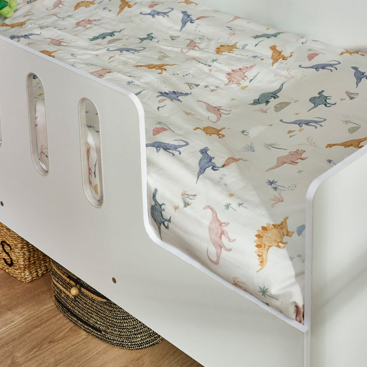 Julian Bowen Vision Kids Low Sleeper Bed White - with desk