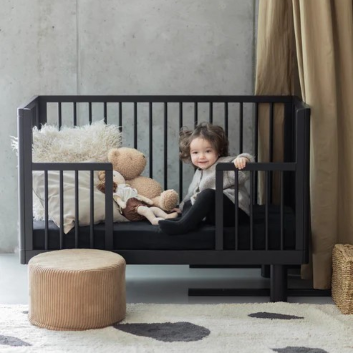 KARL & FRIC Nox cot 120 x 60cm black satin inc conversion rail