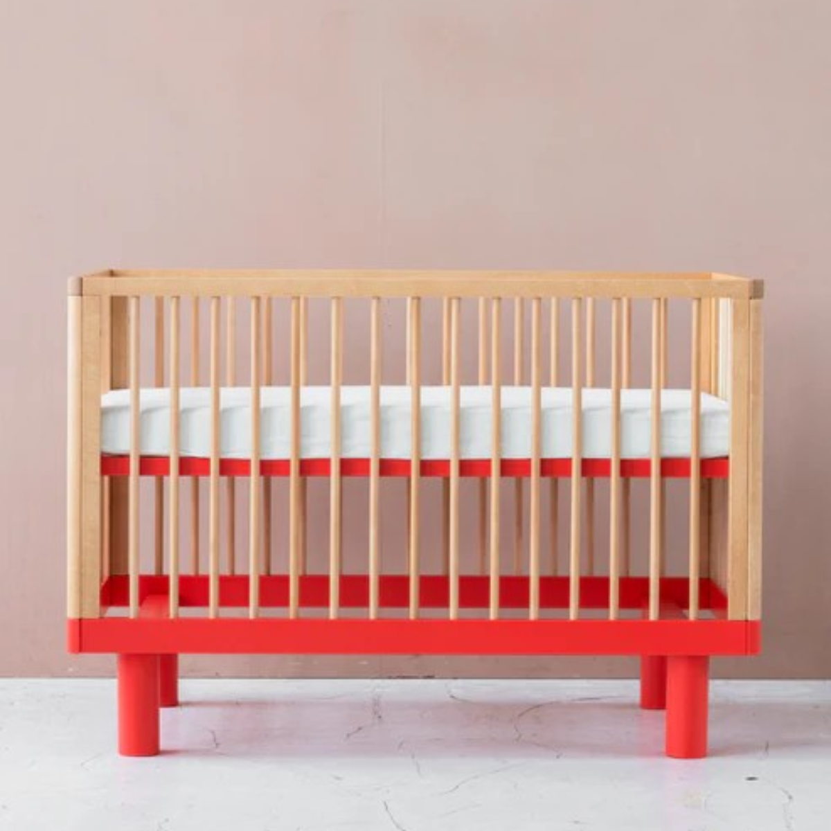 KARL & FRIC Nox cot 120 x 60cm natural wood and red inc conversion rail
