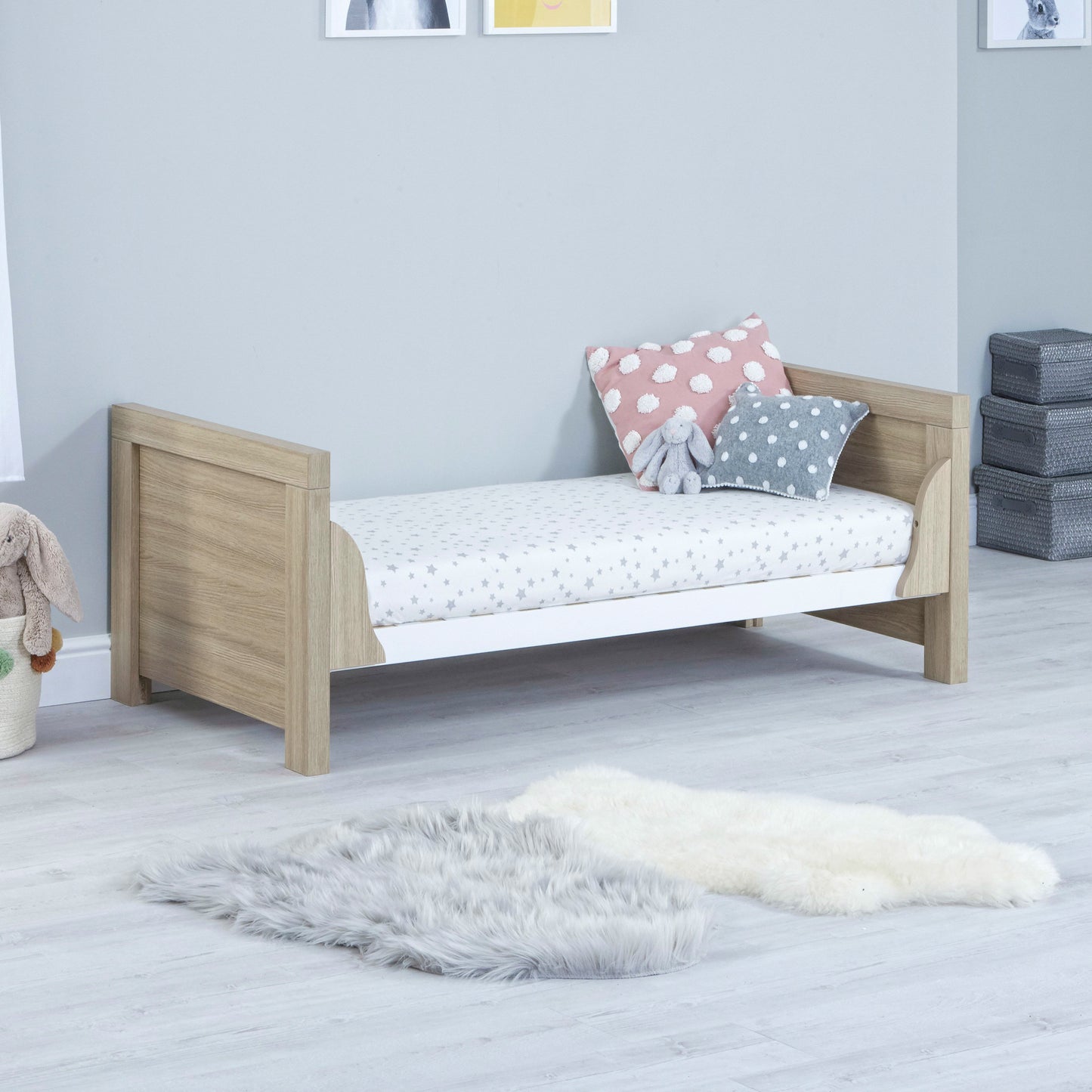 Babymore Luno Cot Bed 140 x 70cm White Oak