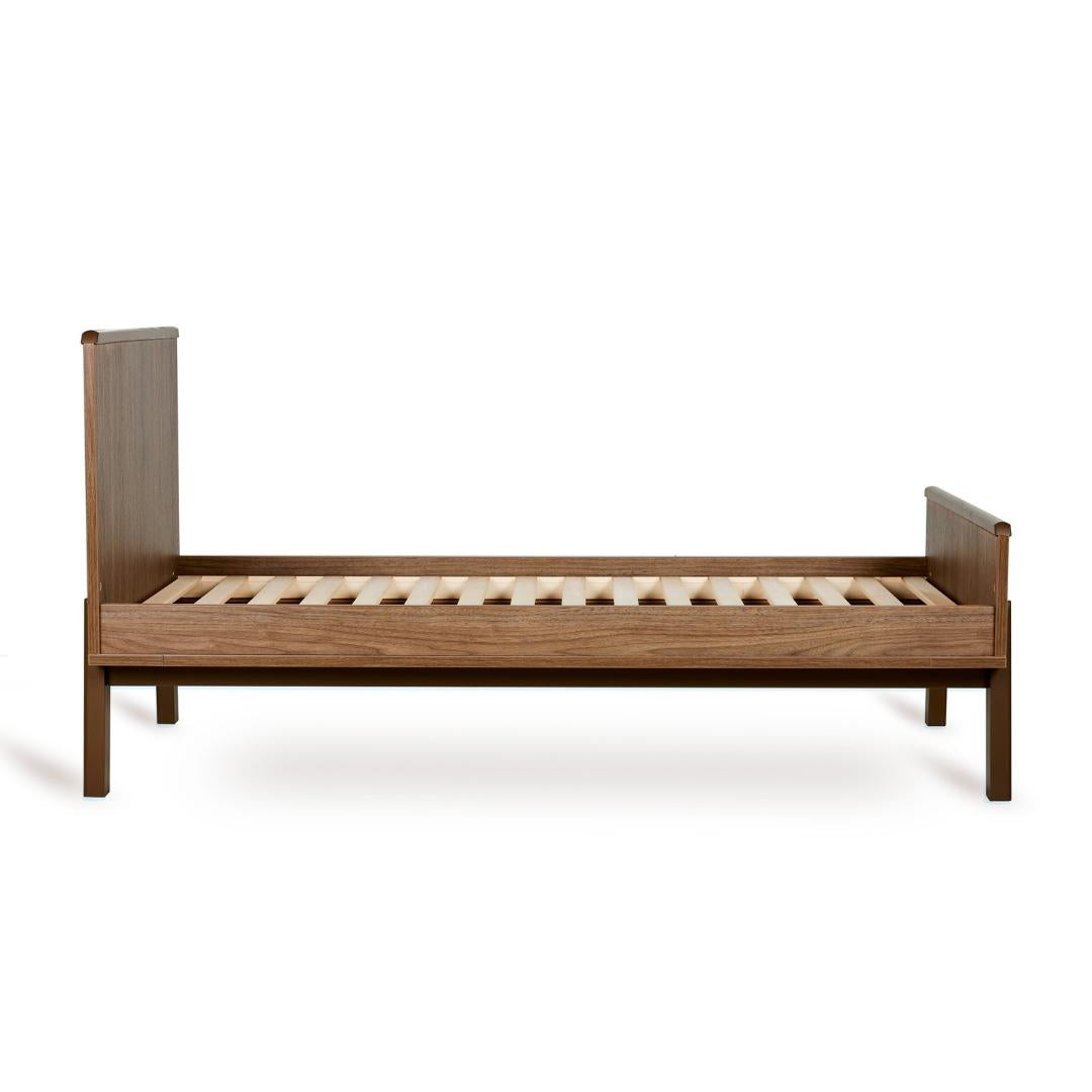 Quax Ashi Convertible Cot Bed 140 x 70 cm Chestnut