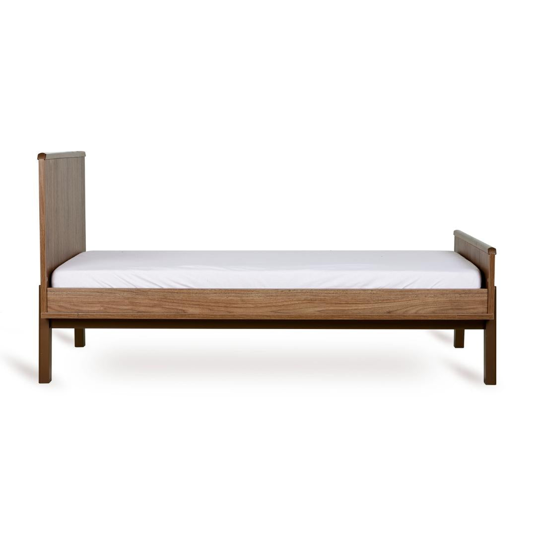 Quax Ashi Convertible Cot Bed 140 x 70 cm Chestnut