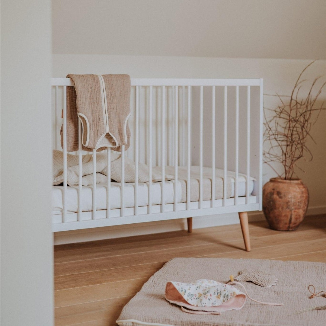 Quax Cocoon Cot 120 x 60cm Ice White