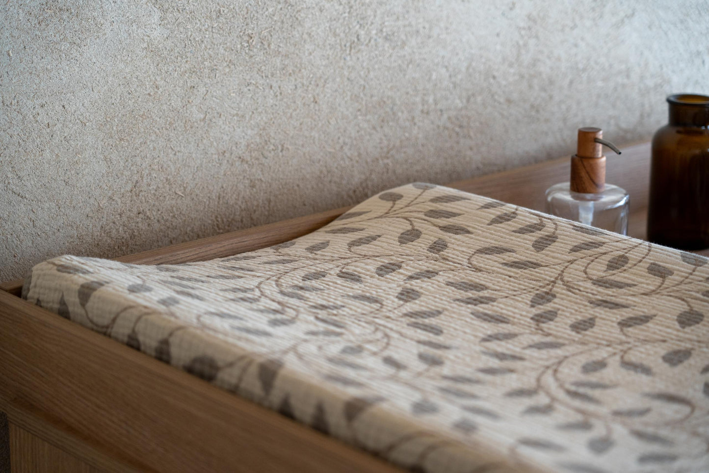 Quax Muslin Changing Pad Cover Natural Collection Leaf