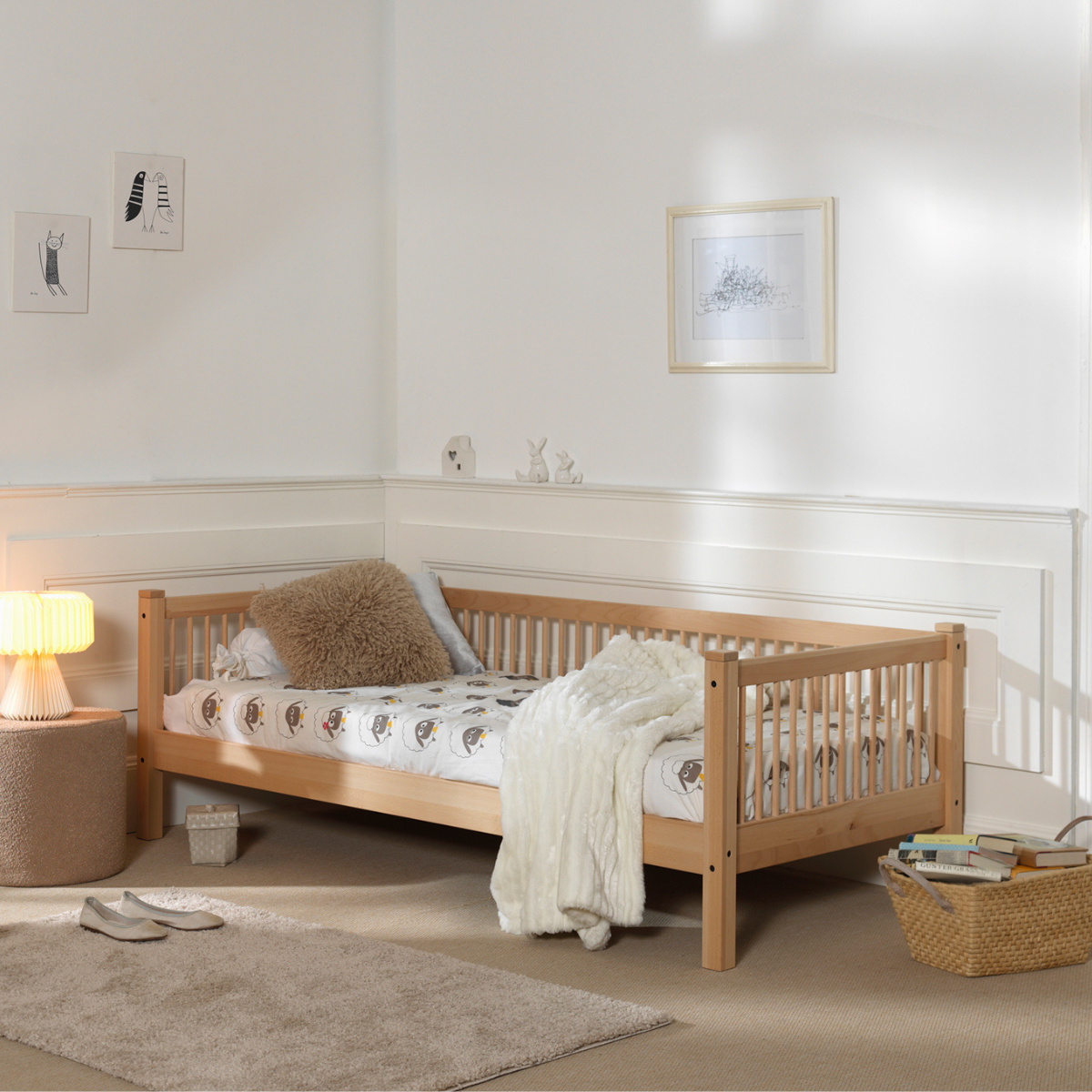 VIPACK FORREST Solid Beech Day Bed with Bed Guard – Natural