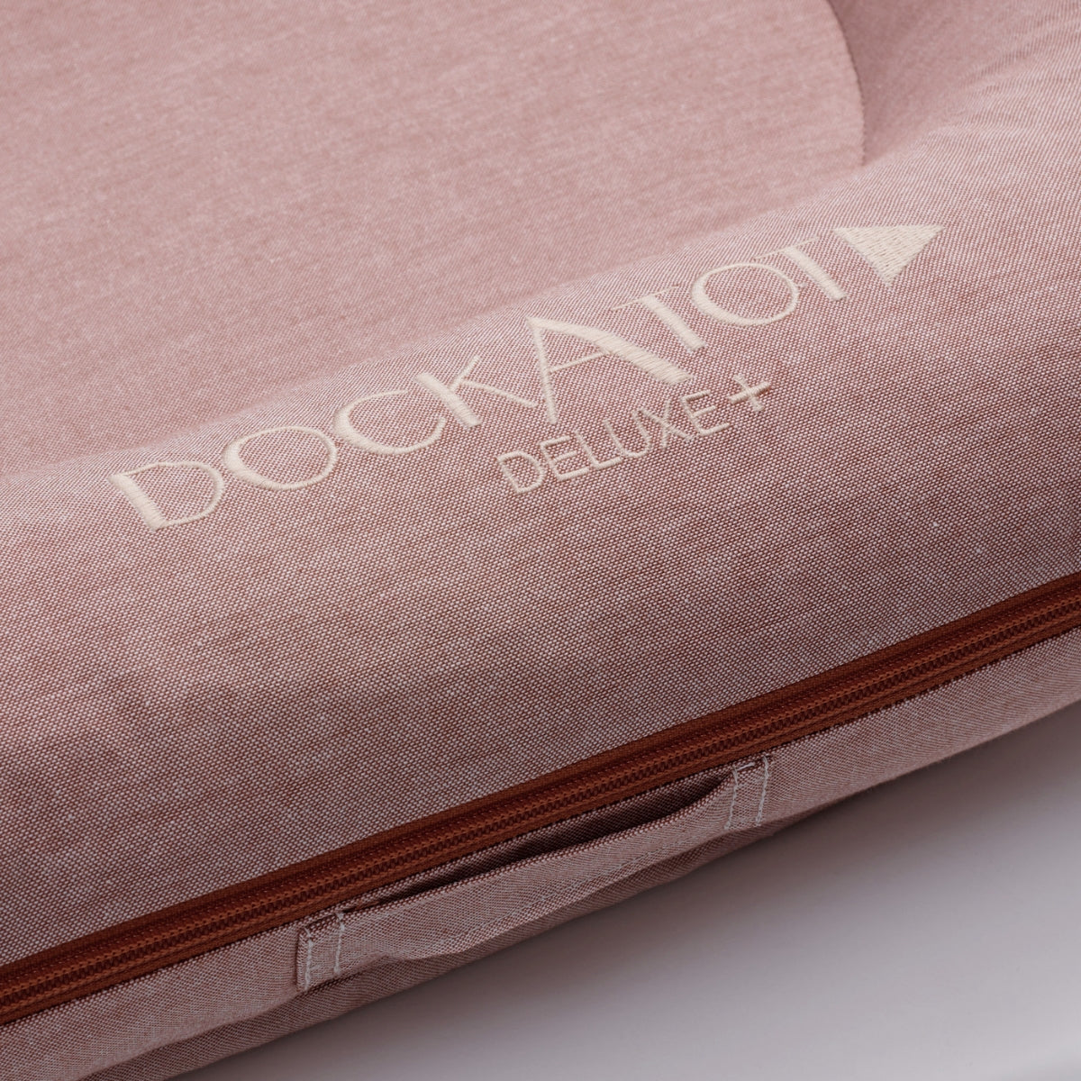 DockATot Deluxe+ Baby Dock – Ginger Chambray