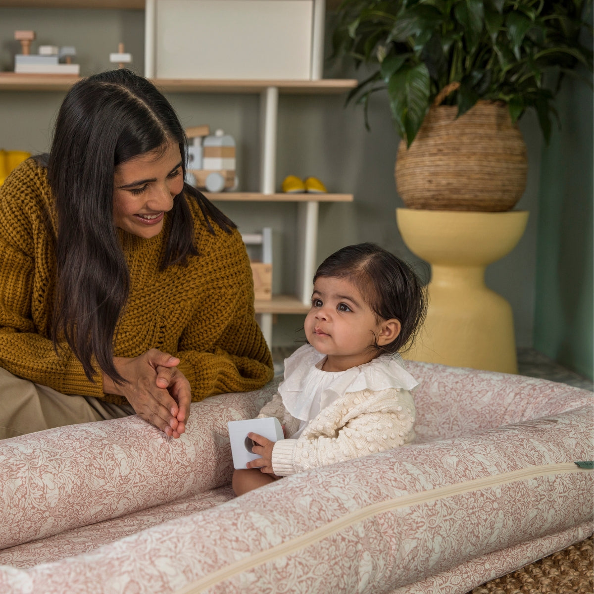 DockATot Grand Toddler Dock – William Morris Brer Rabbit