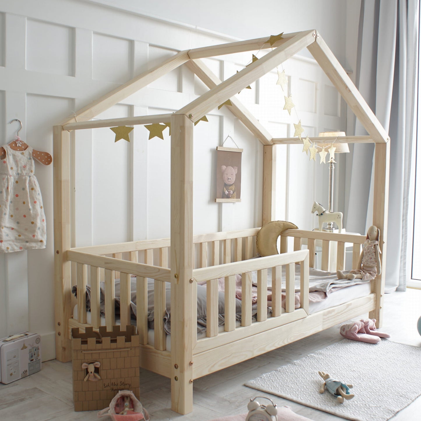 Luletto house bed with fence barrier 90 x 190cm natural
