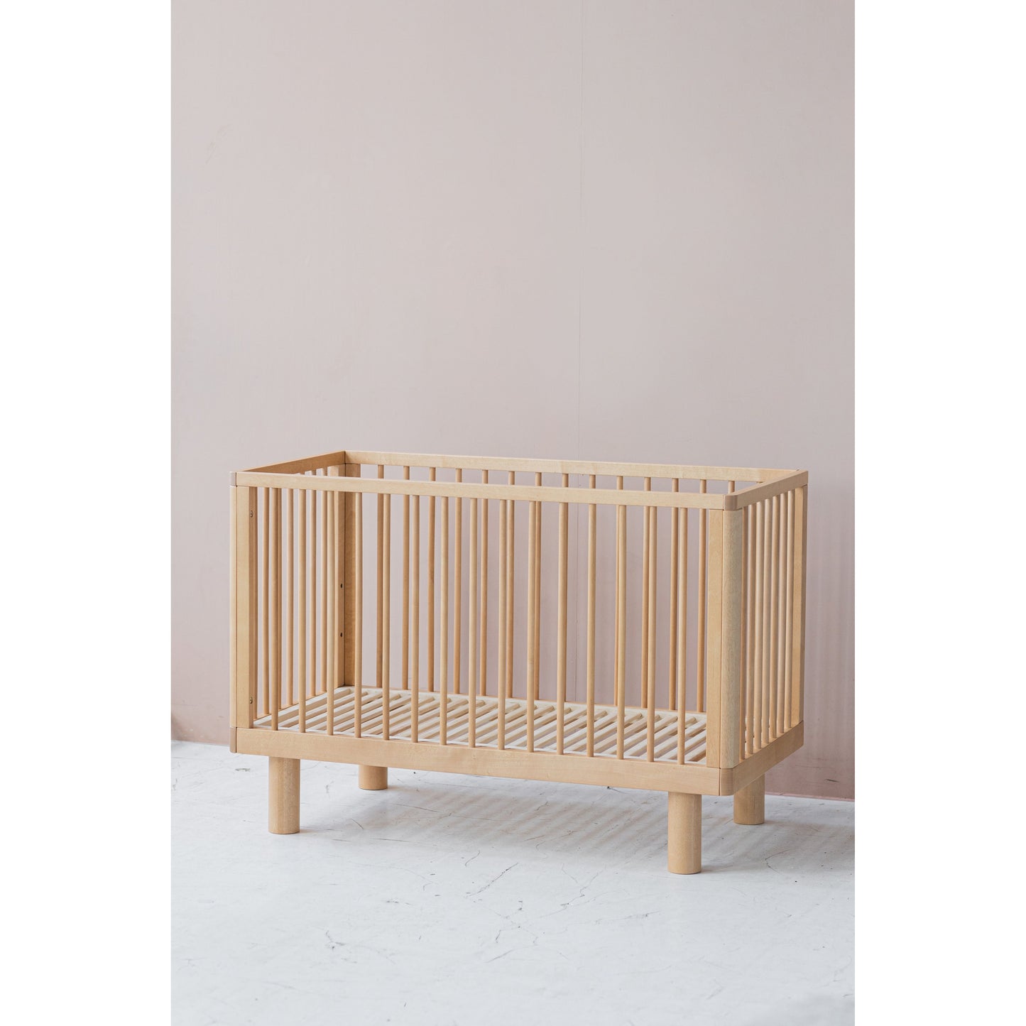 KARL & FRIC Nox cot 120 x 60cm natural wood inc conversion rail