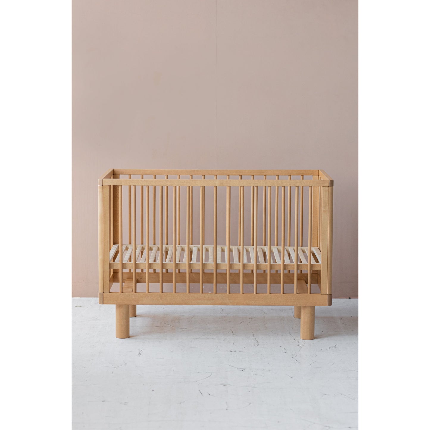 KARL & FRIC Nox cot 120 x 60cm natural wood inc conversion rail