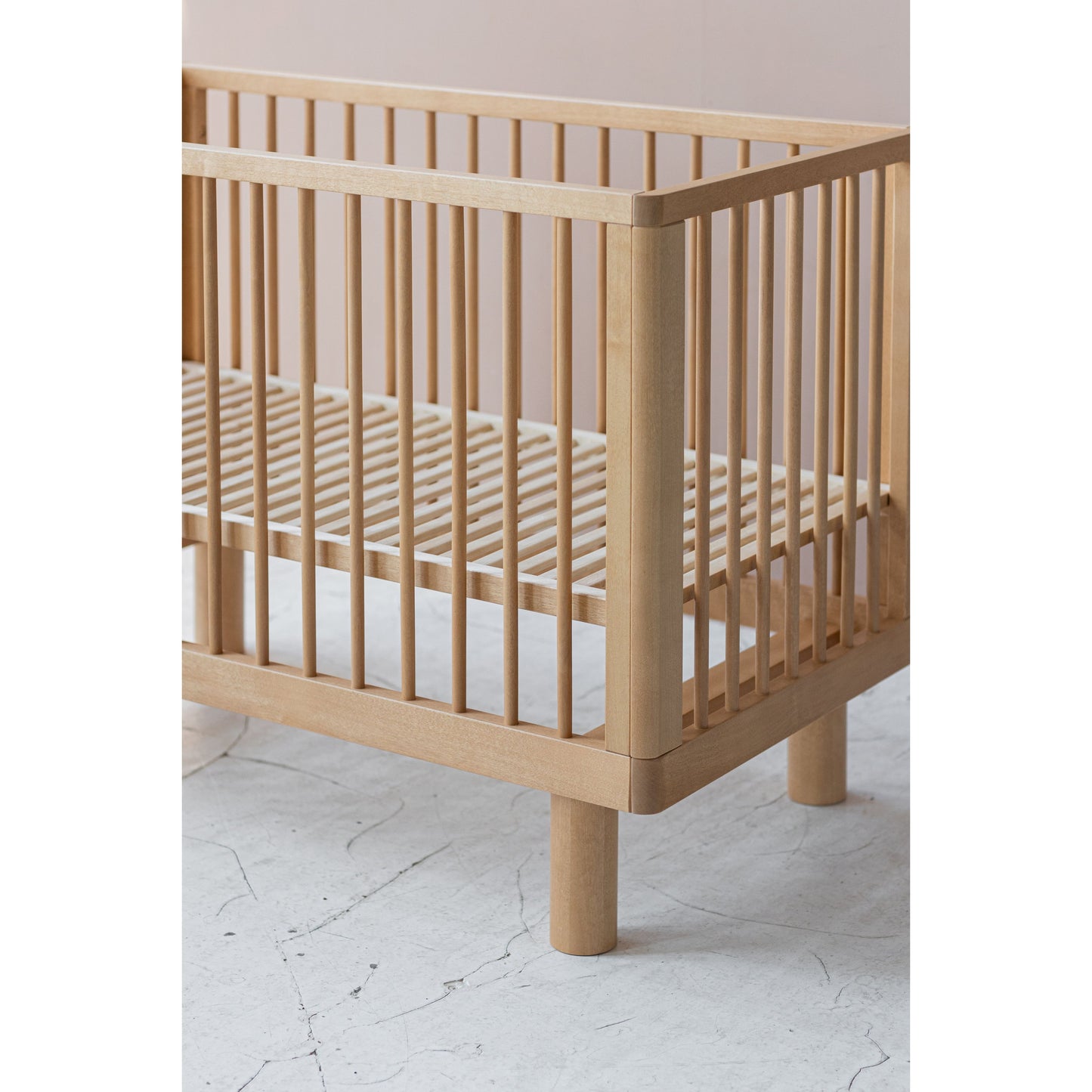 KARL & FRIC Nox cot 120 x 60cm natural wood inc conversion rail