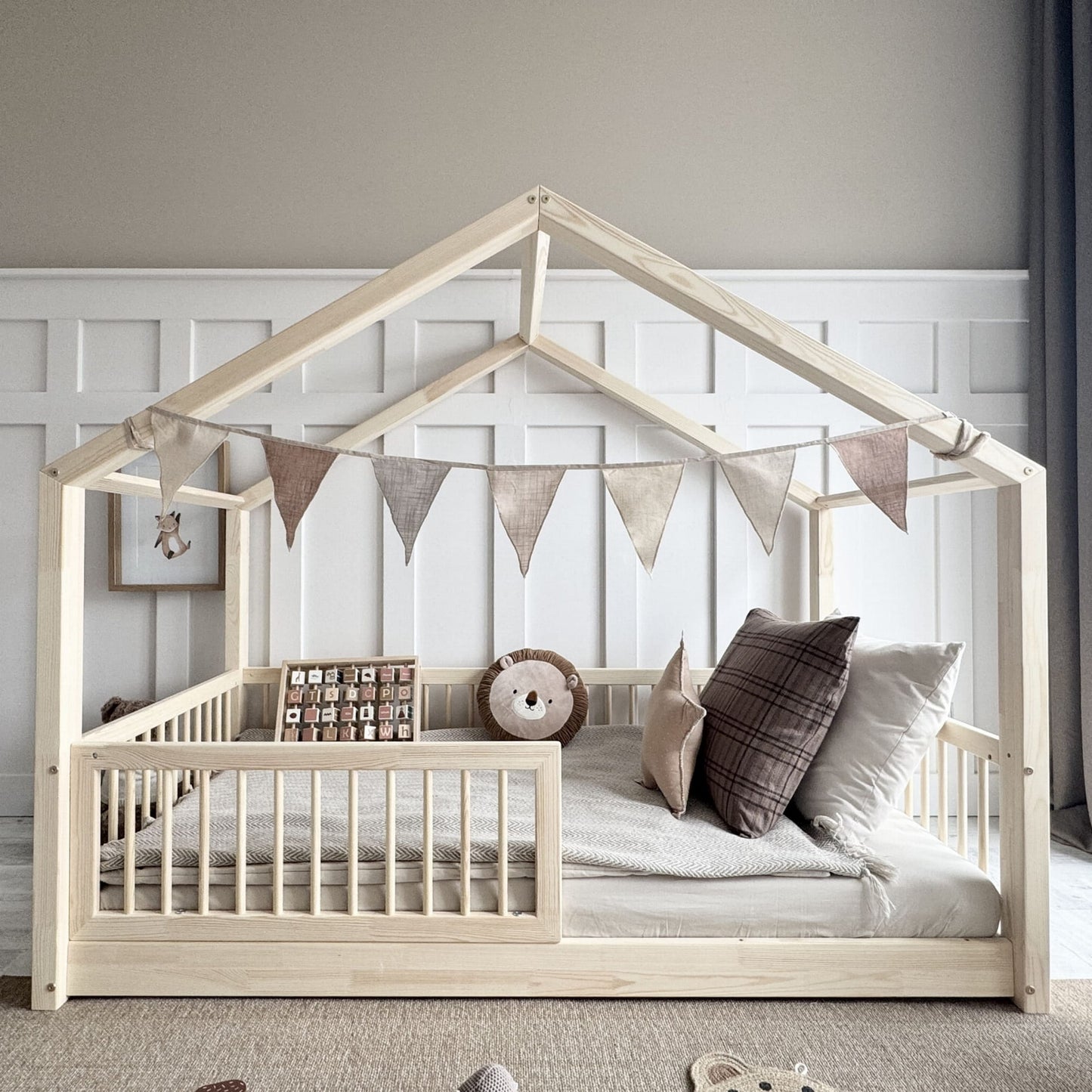 Luletto Alto House Bed inc Bed Guard 90 x 190cm Natural Wood