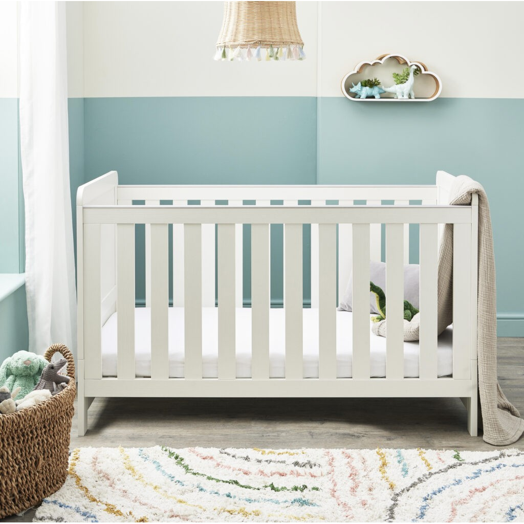 Babymore Caro Cot Bed 140 x 70cm White Wash