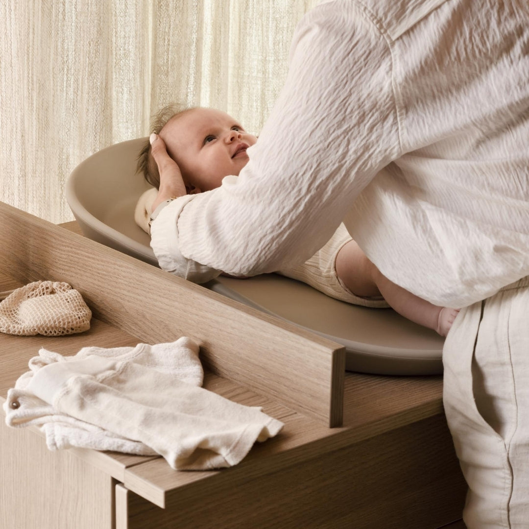 Quax Ashi Chest Baby Changing Extension Chestnut Honey Ash
