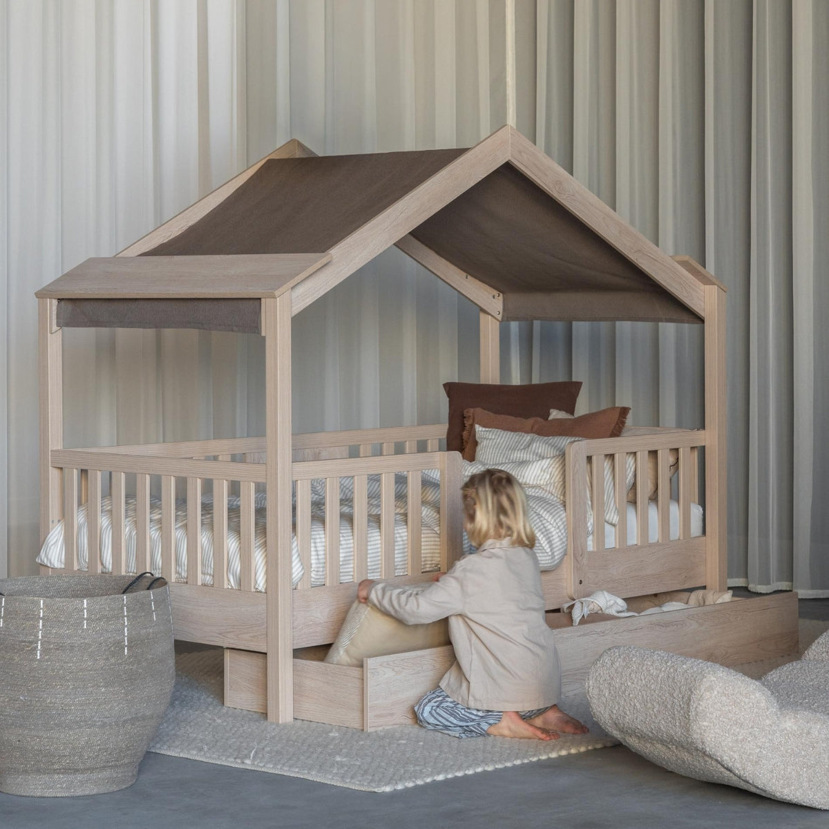 Quax Chalet Montessori House Bed 90 x 200cm - Natural
