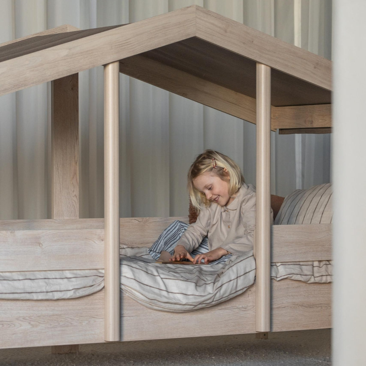 Quax Cottage Montessori House Bed 90 x 200cm - Natural
